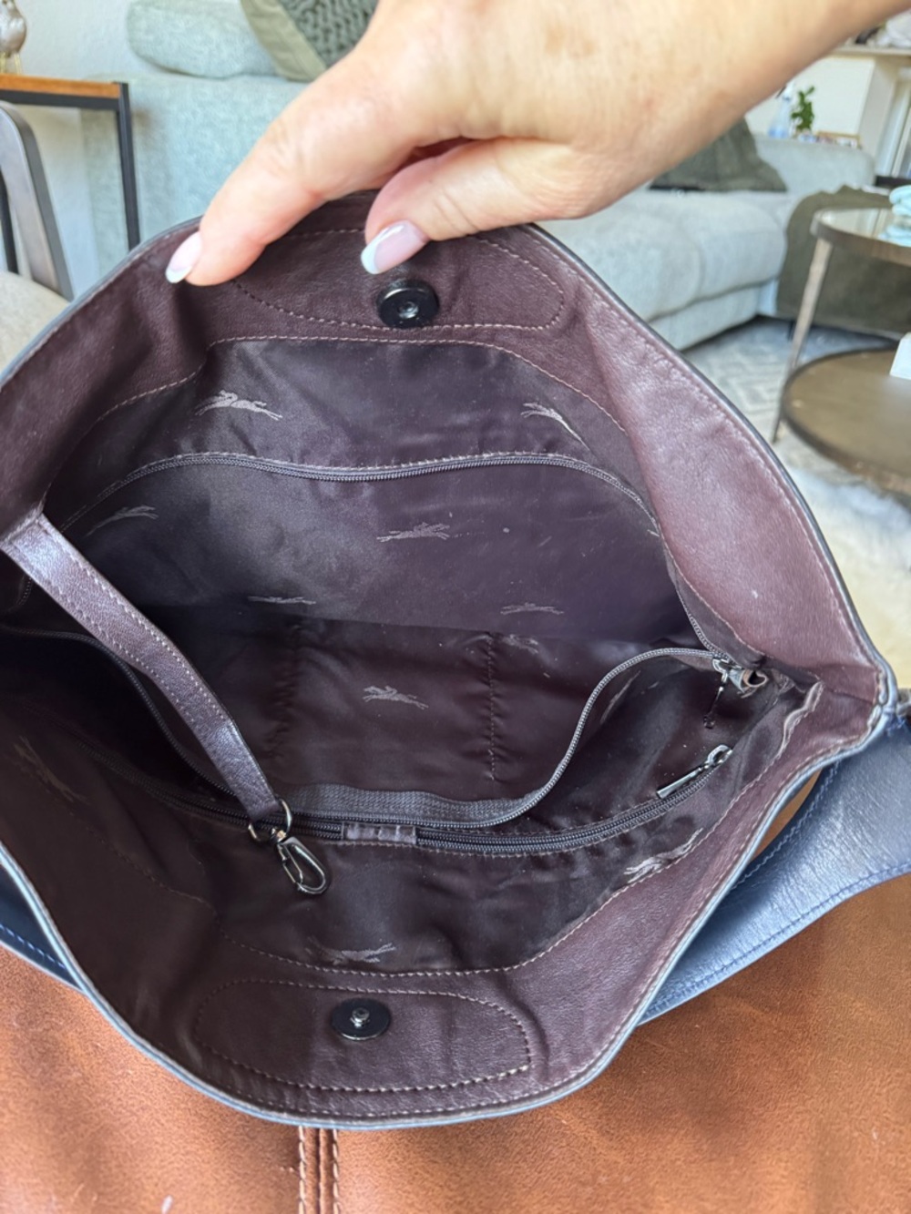 Longchamp Black Leather Shoulder Bag - Picture 3 of 9